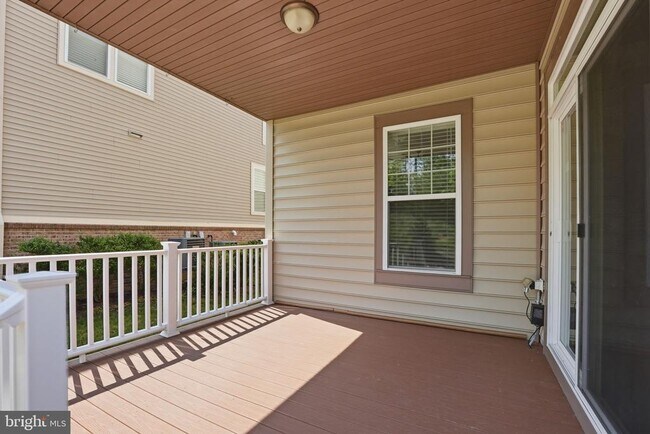 Building Photo - 428 Alder Dr