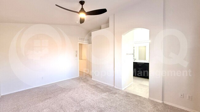 Building Photo - 1168 S Park Grove Ct