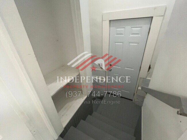Building Photo - 134-136-136 E Cecil St