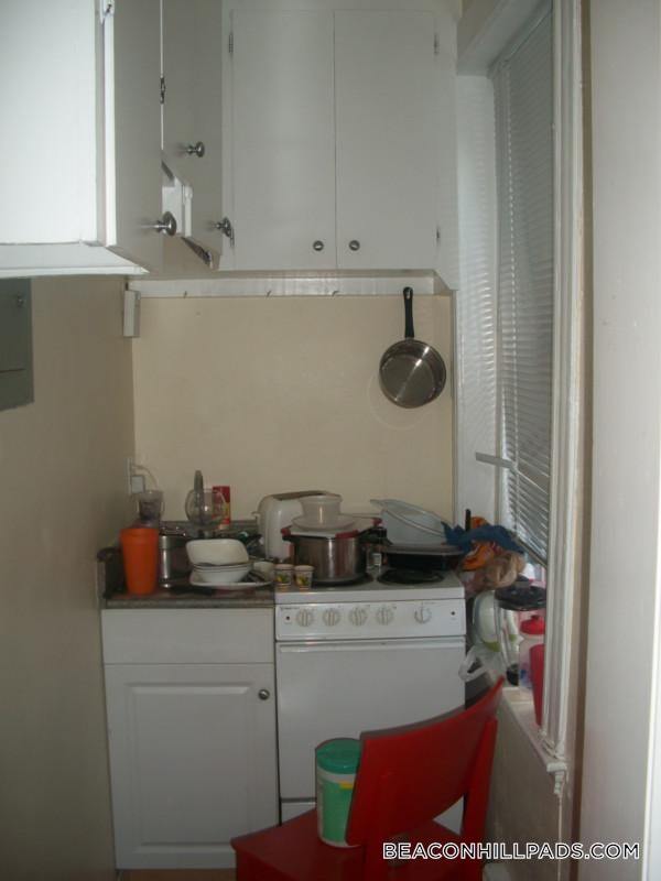 Building Photo - 41 Anderson St