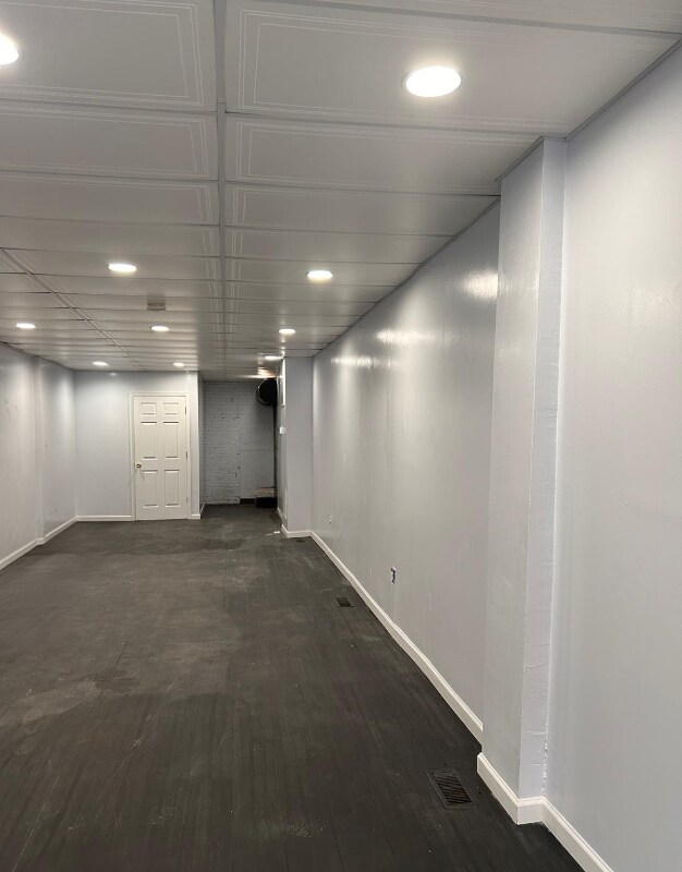 Building Photo - 503 W Lexington St