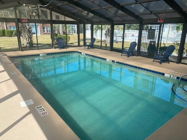 Building Photo - 3947 Gladiola Ct