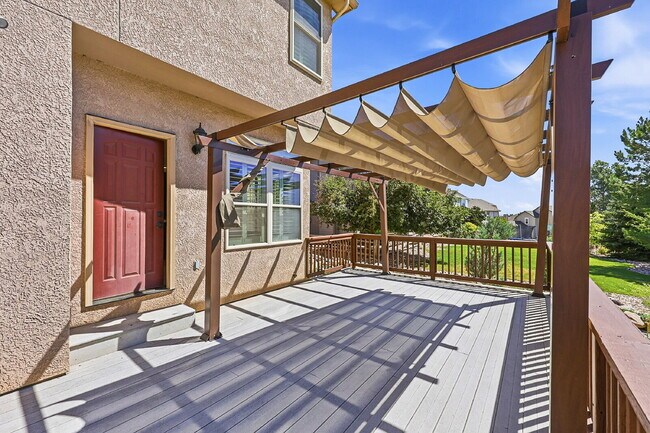 Building Photo - $3,040.95, 6 bed, 4 bath located in Colorado Springs