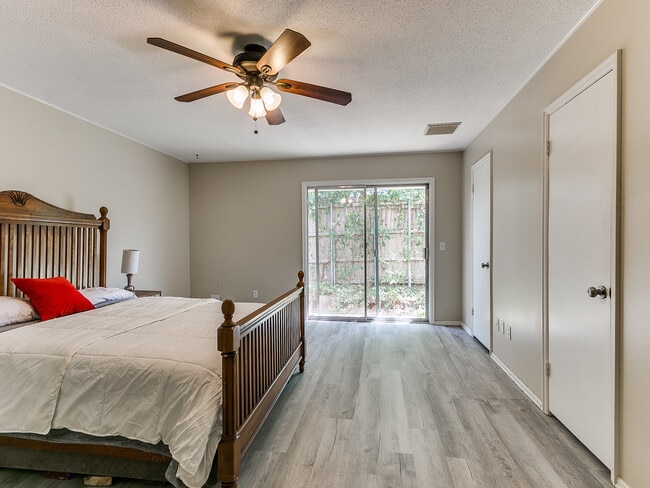 Building Photo - 2516 NW 62nd St