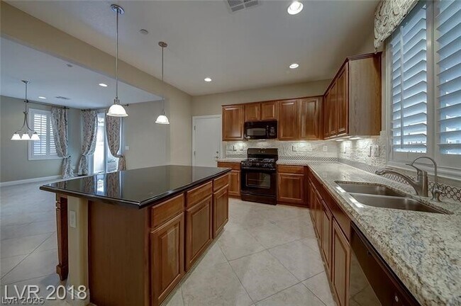 Building Photo - 3144 Whitfeild Ave