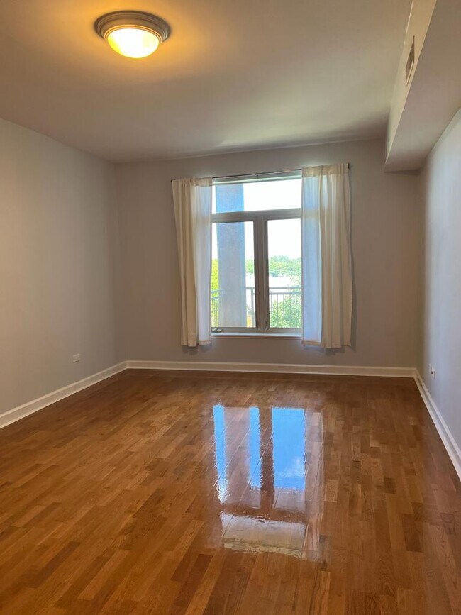 Master Bedroom 1 - 8400 Callie Ave
