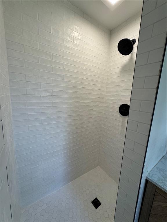 Building Photo - 276 Camp Glisson Rd