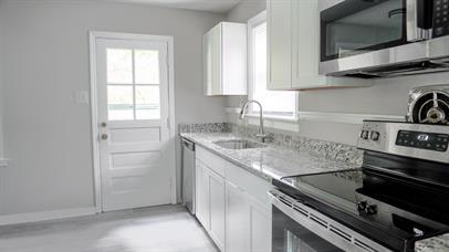 Building Photo - 1714 Glenview Rd