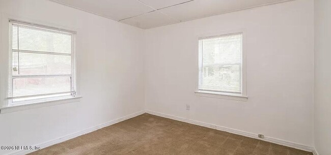 Building Photo - 3124 4th St Cir