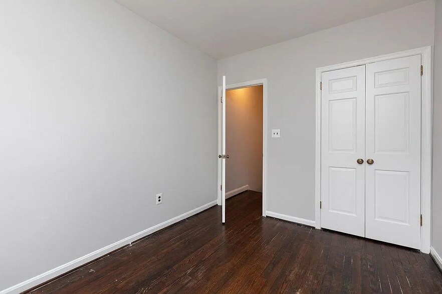 Second bedroom - 955 25th St NW