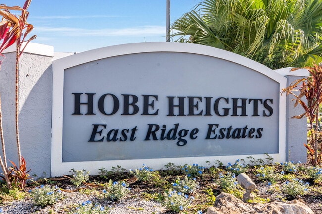 Building Photo - 8675 SW Keathley Ct