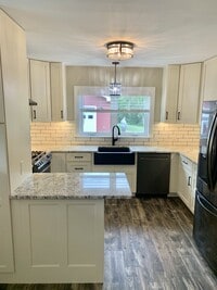 Building Photo - 129 Back Winterport Rd