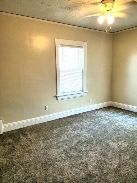 Building Photo - 3560 Jones St