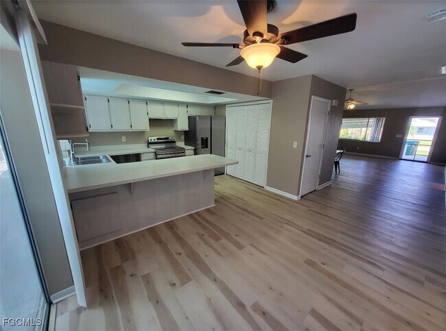 Building Photo - 4504 SW 7th Pl