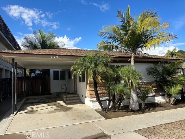 Primary Photo - 139 10th St