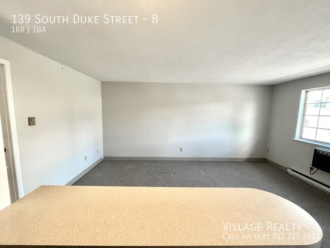 Building Photo - 139 S Duke St
