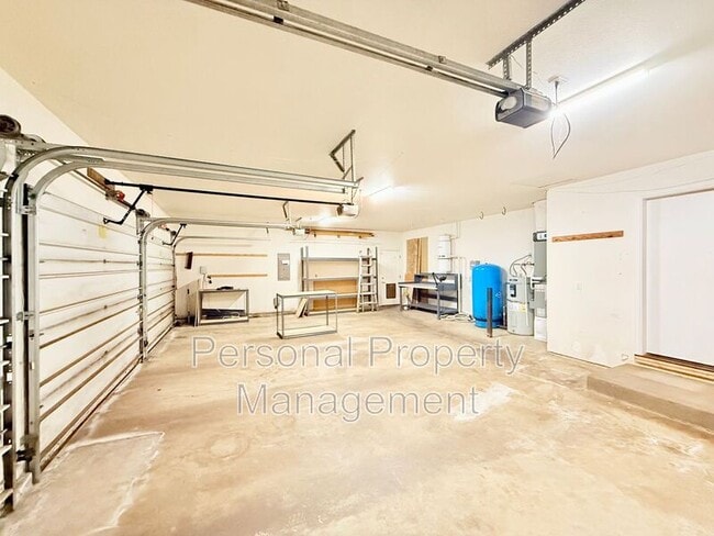 Building Photo - 22101 NE 99th St