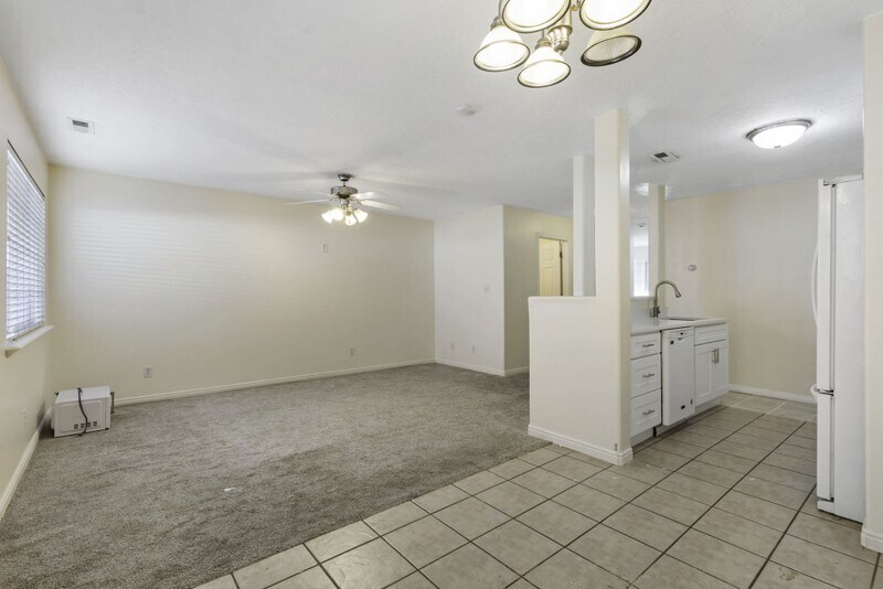 Building Photo - 10504 Sage Flats Way