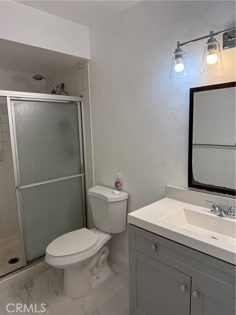 Building Photo - 1034 Avocado Ave