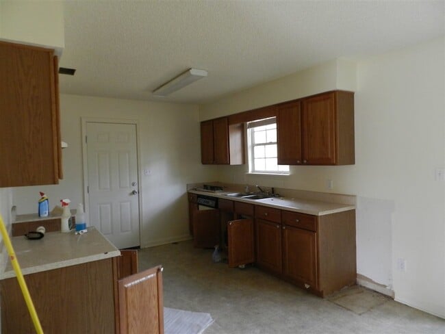 Building Photo - 1516 W Tharpe St