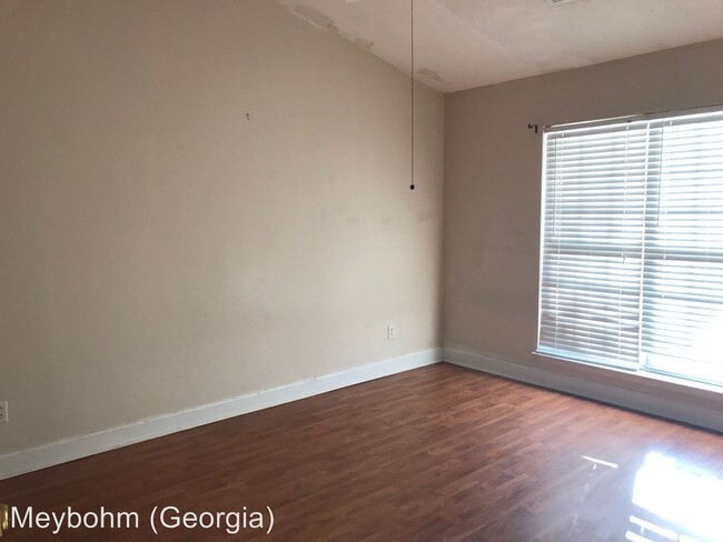 Building Photo - 3 br, 3 bath House - 327 Whitney Place