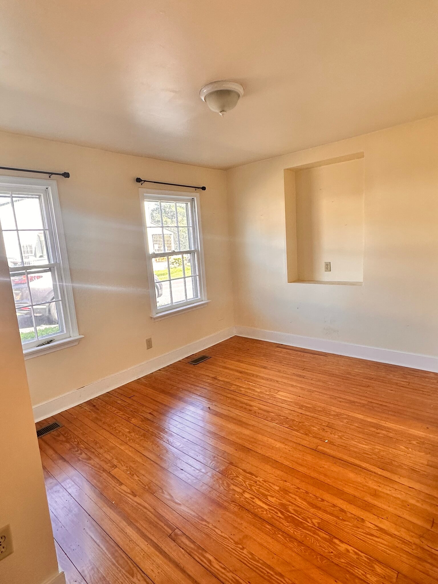 2nd bedroom or remote work office - 1301 W Strasburg Rd