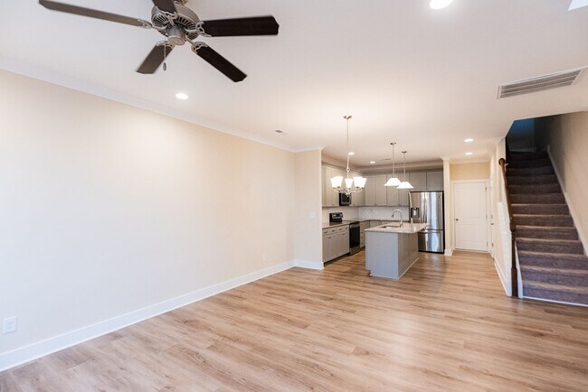 Building Photo - Beautiful 3Bed/2.5Bath Townhome located in Kernersville at Welden Village