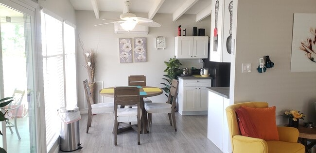 Building Photo - 61636 Capilla Dr