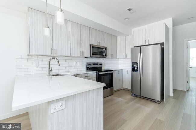 Building Photo - 1252 N 18th St