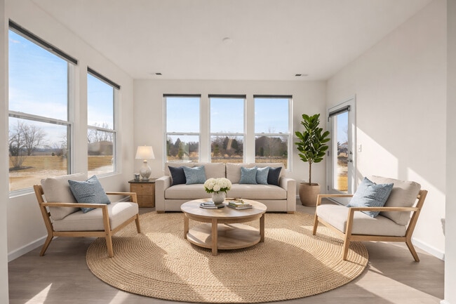 Building Photo - 2767 Lawlor Ln