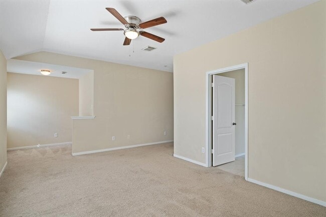 Building Photo - 718 Rock Creek Ct