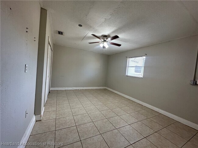 Building Photo - 3308 Valerie Blvd