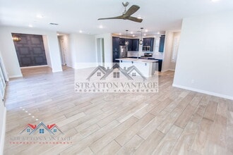 Building Photo - 5100 E Rancho Paloma Dr