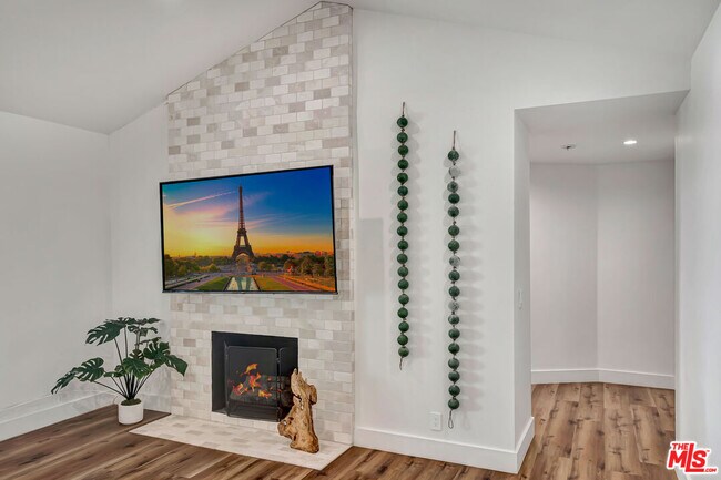 Building Photo - 19841 Henshaw St