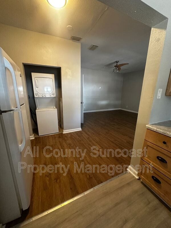 Building Photo - 480 S Jefferson St