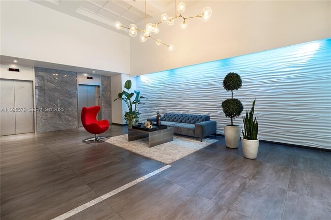 Building Photo - 10 Aragon Ave