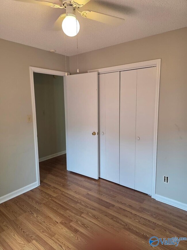 Building Photo - 218 Cypress Creek Dr