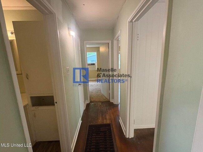 Building Photo - 3 bed/2 bath Home in 39212 Jackson!