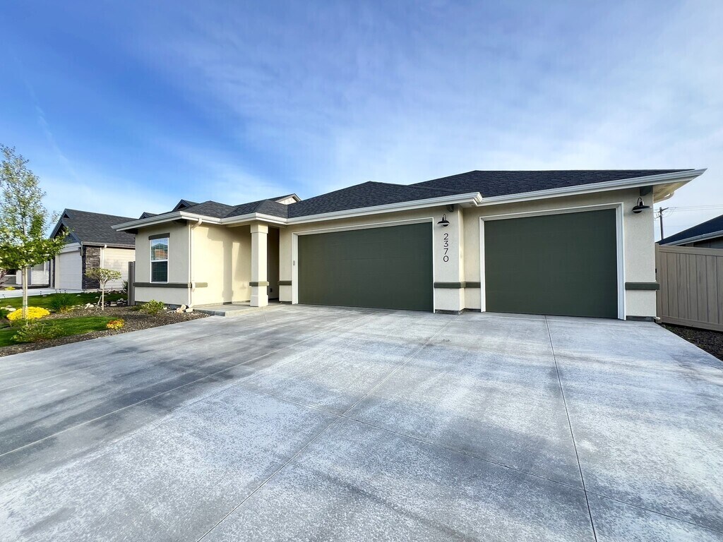 Building Photo - 2370 W Herron Ridge Dr