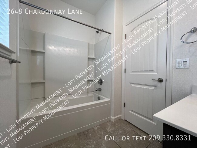 Building Photo - 2648 Chardonnay Ln
