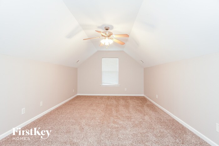 Building Photo - 2021 Sugarbush Dr