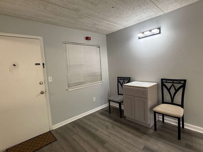 Building Photo - 209 Miracle Strip Pkwy