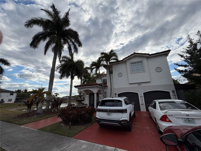 Building Photo - 6762 SW 157th Ct