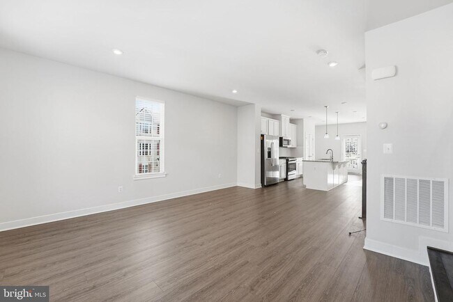 Building Photo - 42538 Tiber Falls Sq