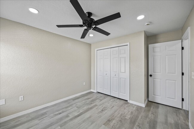 Building Photo - Beautifully remodeled home is situated in ...