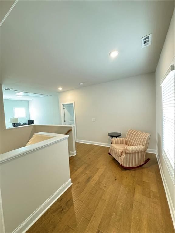 Building Photo - 637 Skytop Dr