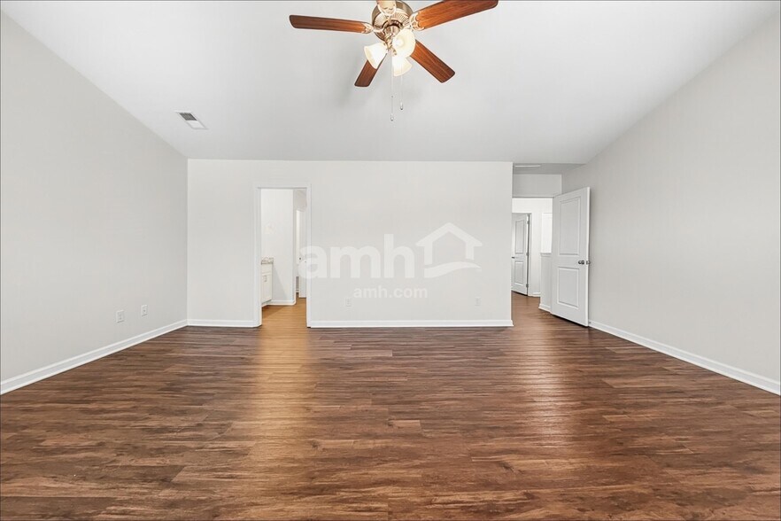 Building Photo - 4853 Billingsgate Ln