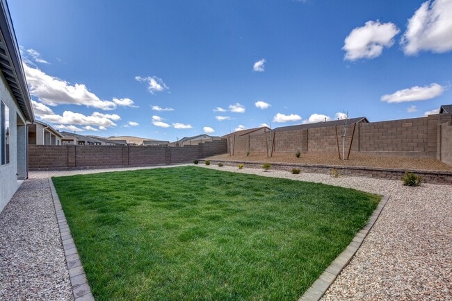 Building Photo - 3+den, 2 bath home for rent in Granville