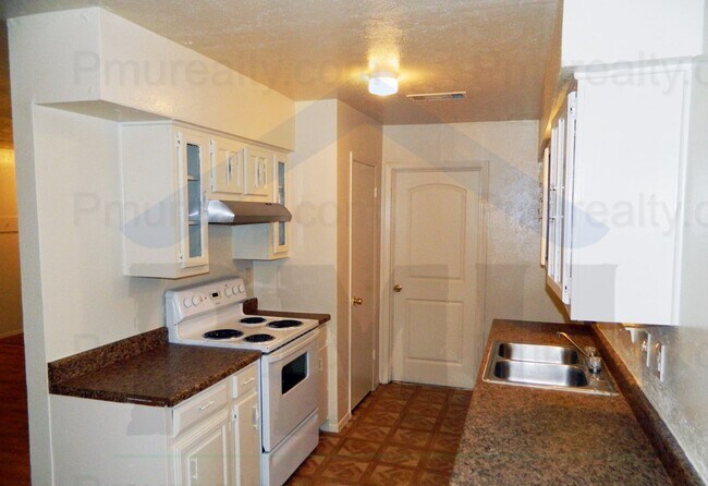 Building Photo - COMING SOON! 3-Bed 2-Bath with 2-car Garage