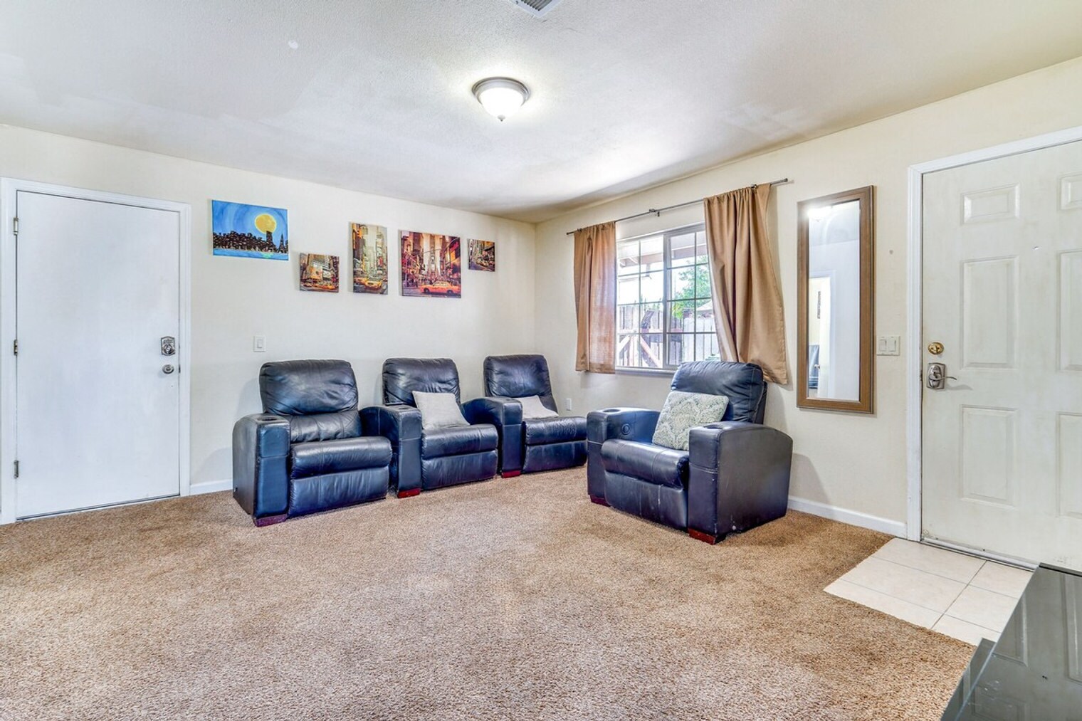 Building Photo - 110 Pasco Dr